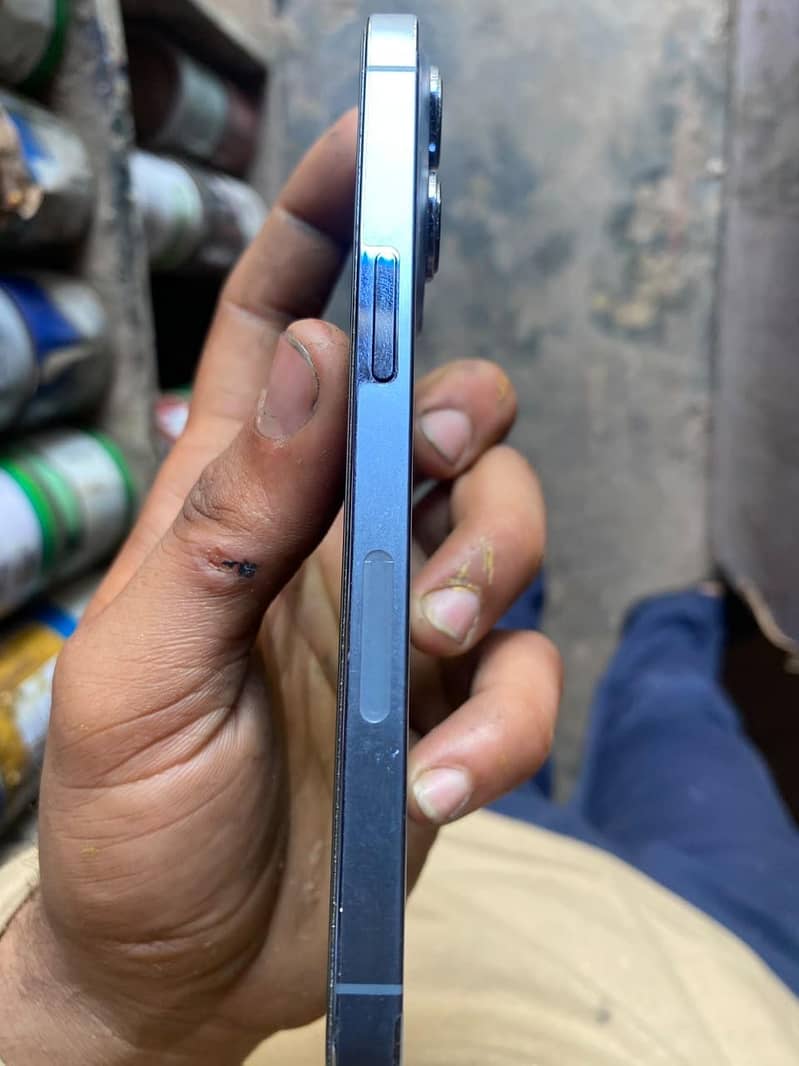 Apple iPhone 13 Pro Max 5