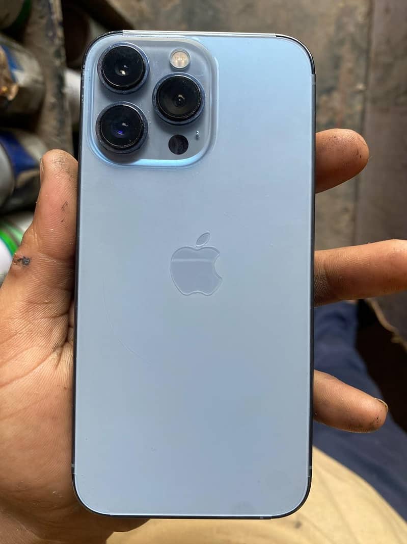 Apple iPhone 13 Pro Max 6