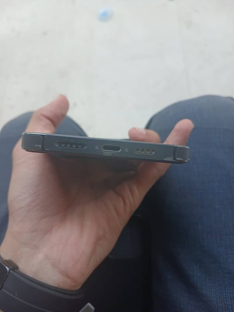 Apple iPhone 13 Pro Max 5