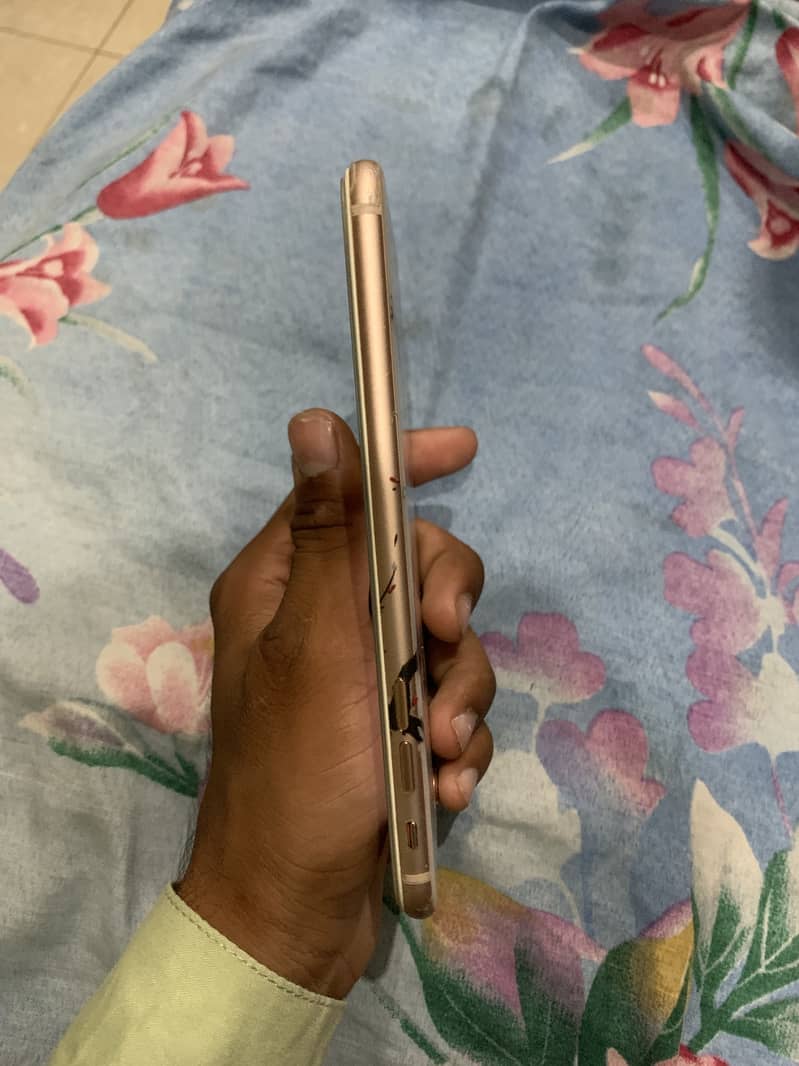 Apple iPhone 8 Plus 7