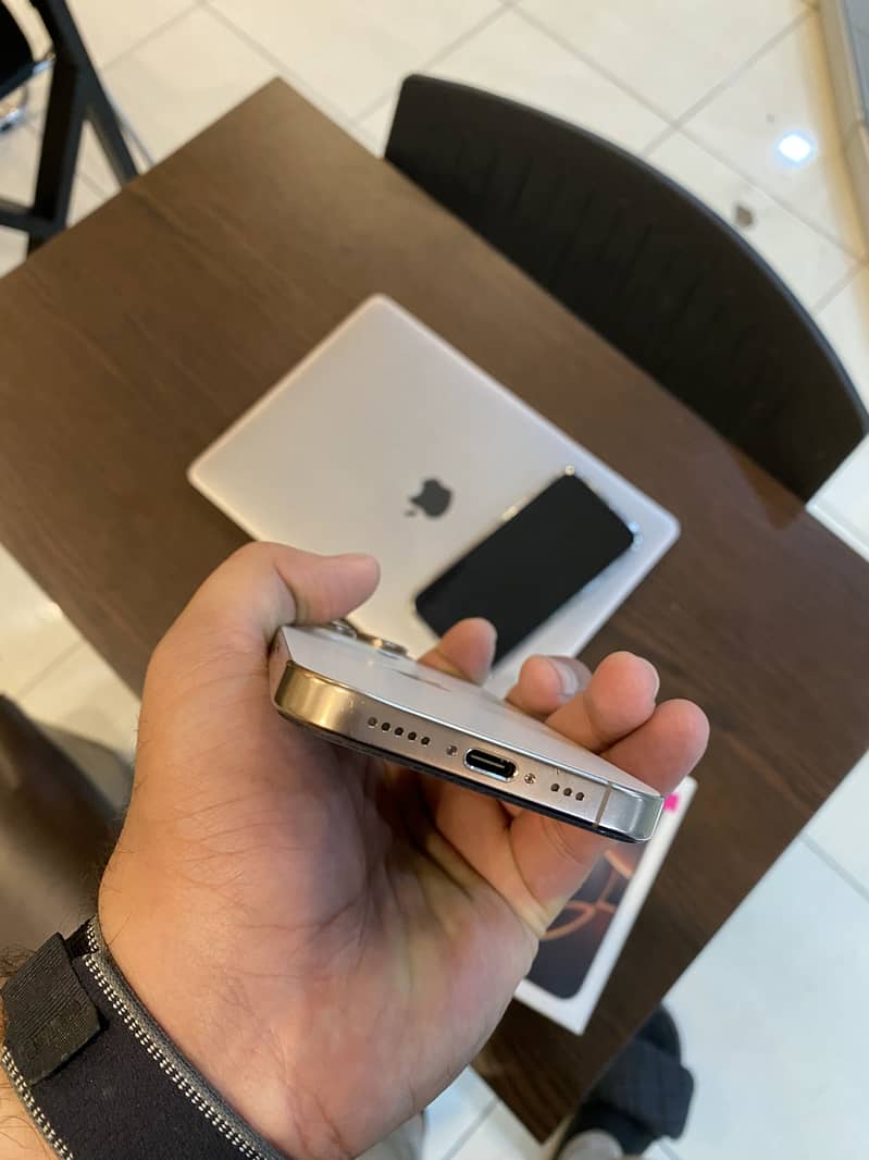 16Pro 3