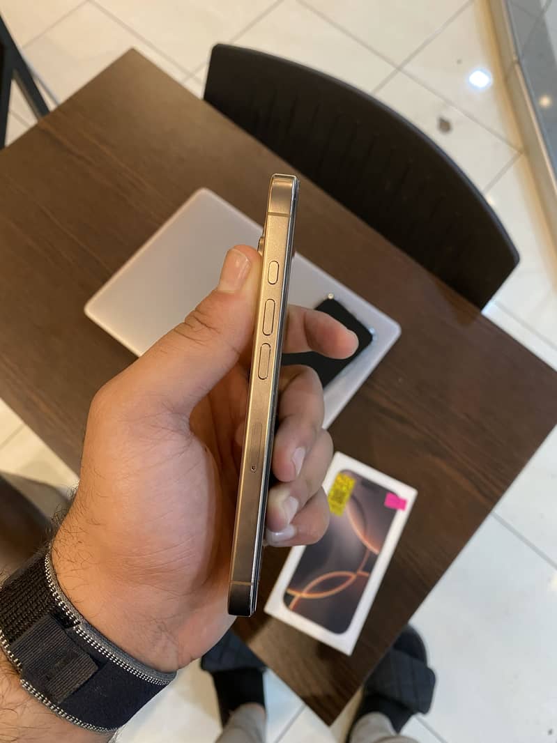 16Pro 4