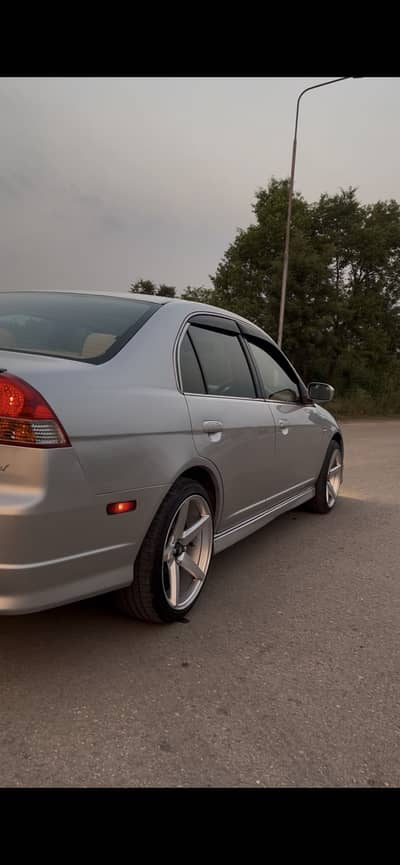 Honda Civic Oriel 2003