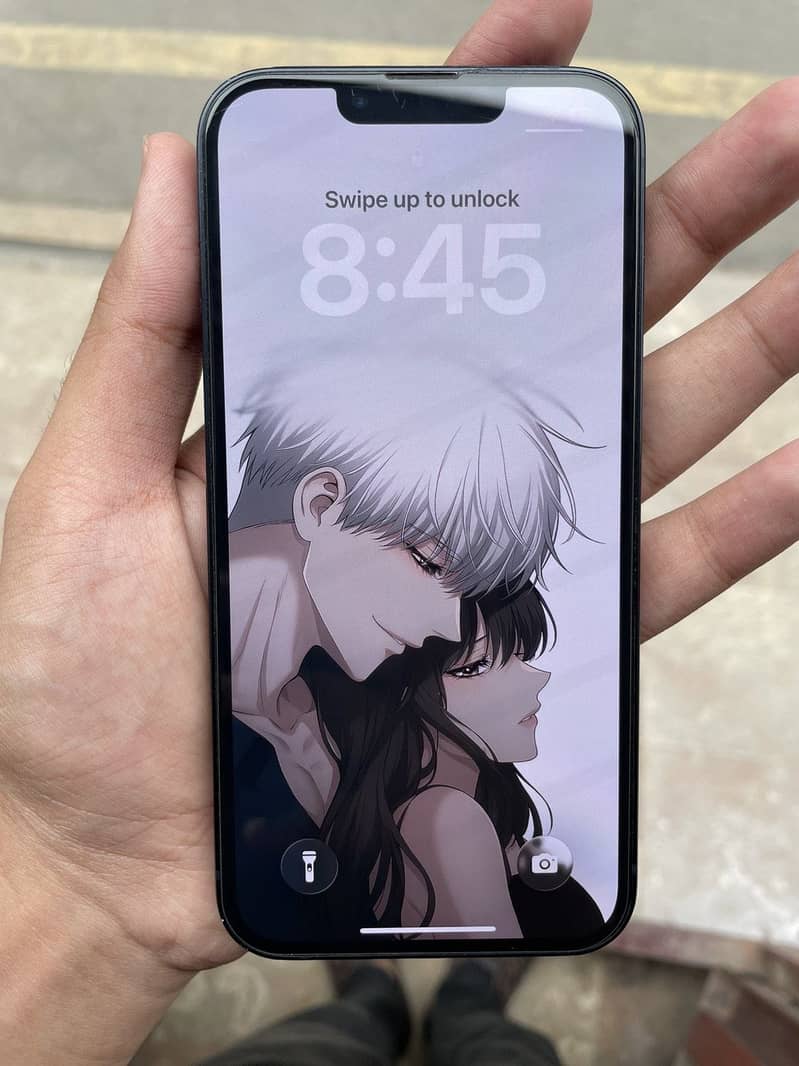 Apple iPhone 13 1