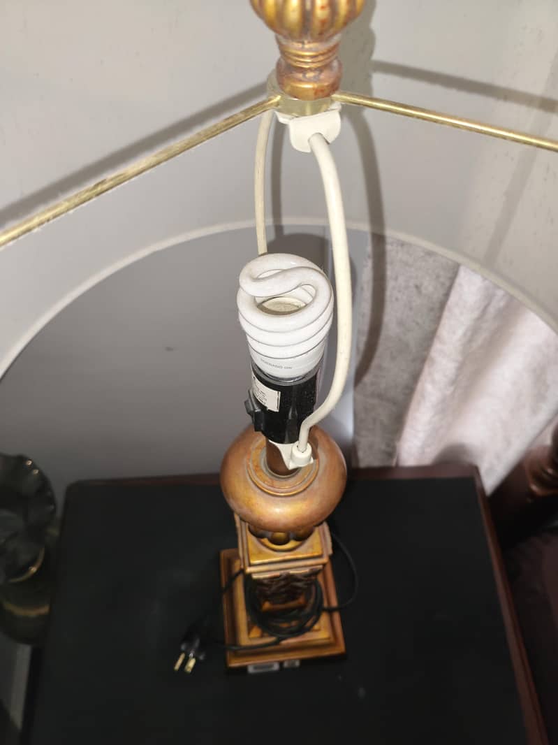 Imported bedside table lamps 5