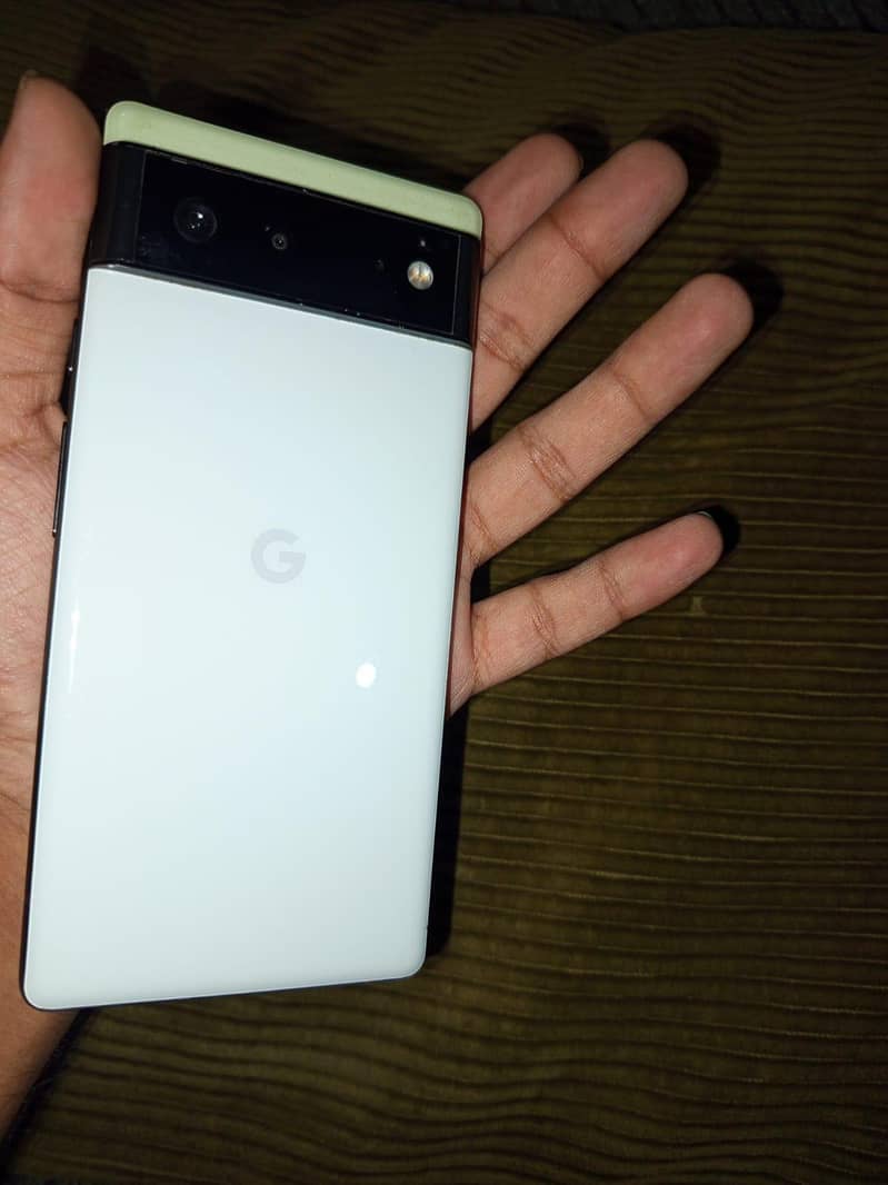 Google Pixel 6 0
