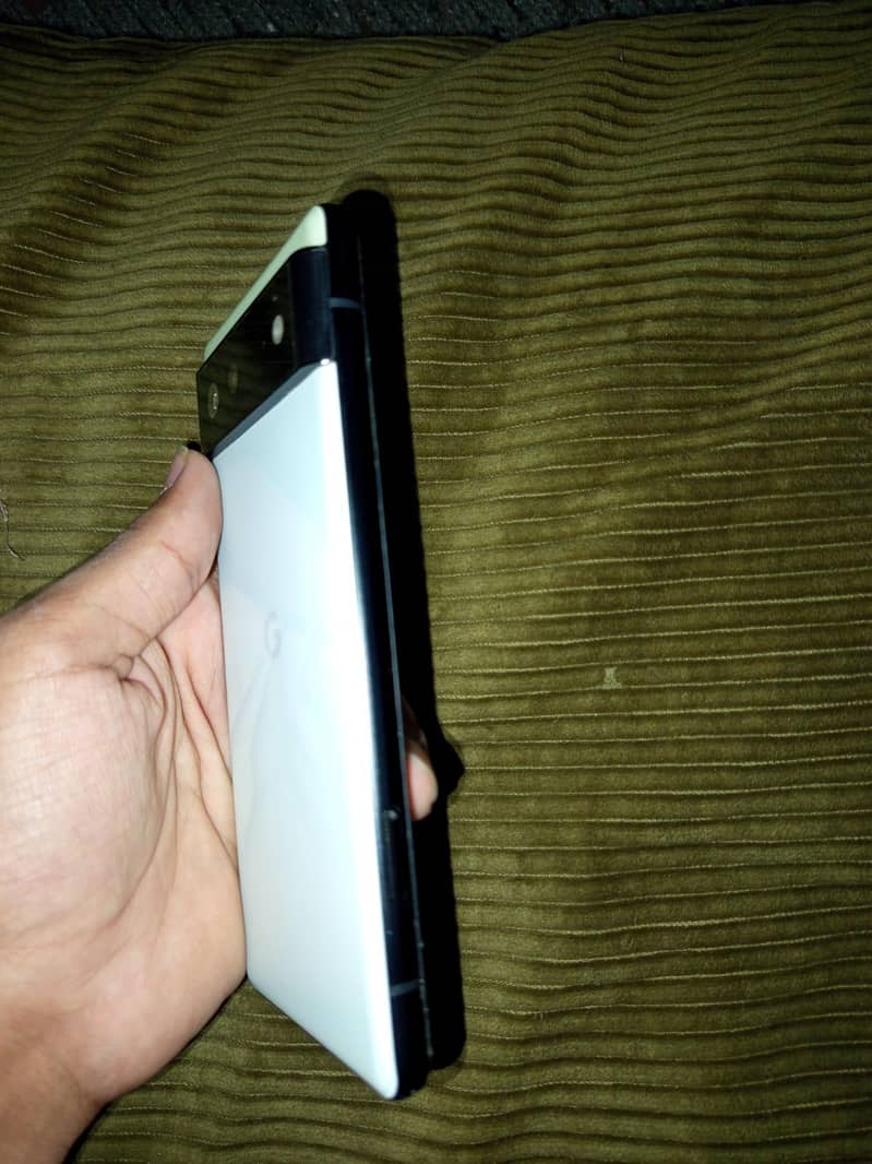 Google Pixel 6 1