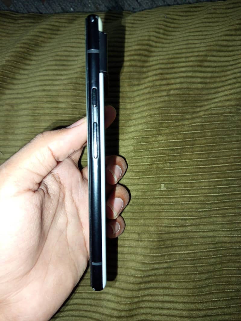 Google Pixel 6 5