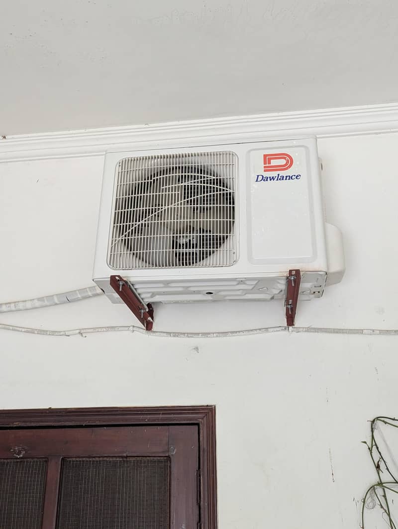 Dawlance 1.5 ton Split AC 3
