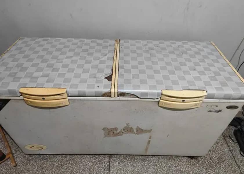 Waves Deep Freezer | Solid Compressor –best Working Condition 0
