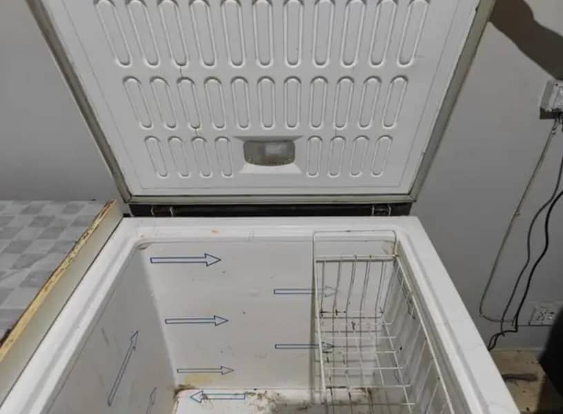 Waves Deep Freezer | Solid Compressor –best Working Condition 2