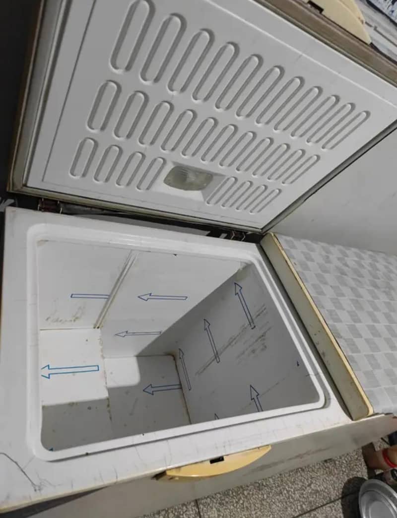 Waves Deep Freezer | Solid Compressor –best Working Condition 8