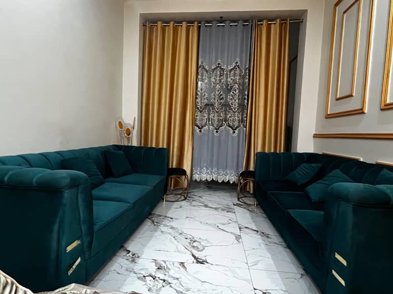Customized sofas for sale 1