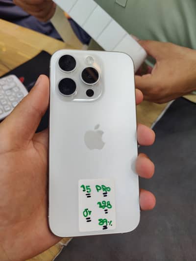 Apple iPhone 15 Pro