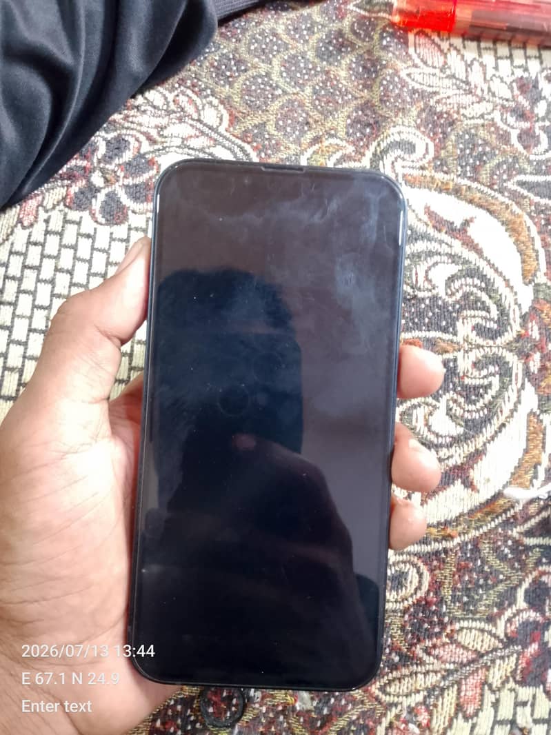 Apple iPhone 13 1
