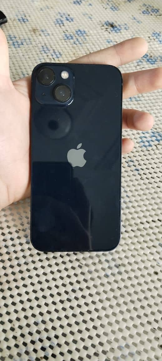 Apple iPhone 13 5