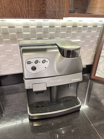 Philips Saeco Vienna Plus by Phillips