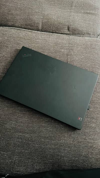 x1 carbon 8th gen i5 processor