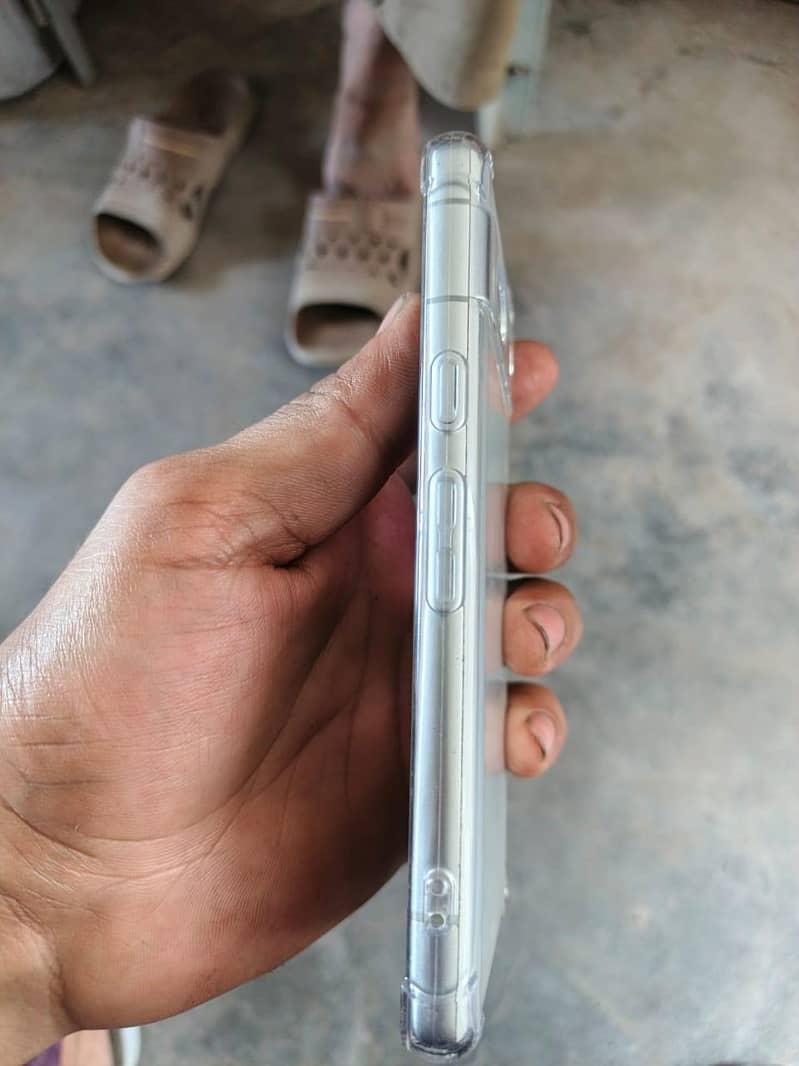 Google Pixel 7a 4