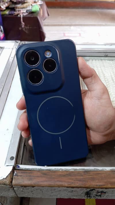 Infinix Hot 40