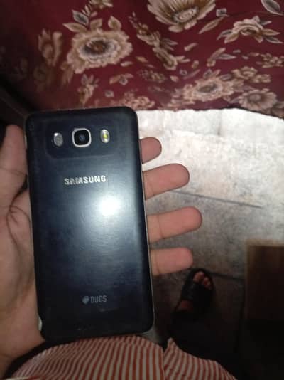 Samsung Mobile J5