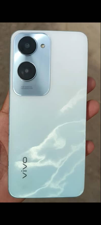 Vivo Y18