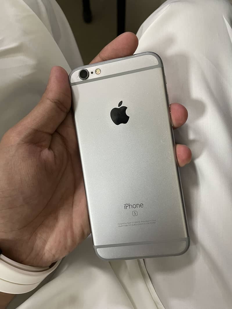 Apple iPhone 6S 5