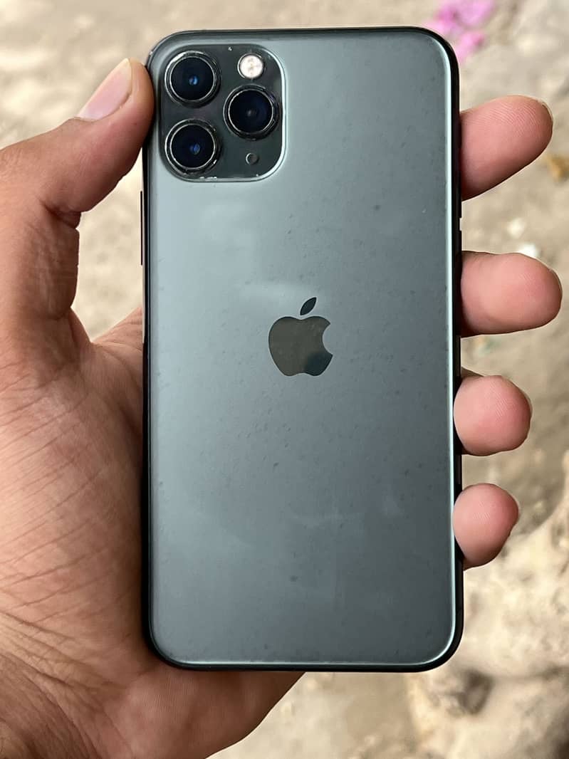Apple iPhone 11 Pro 1
