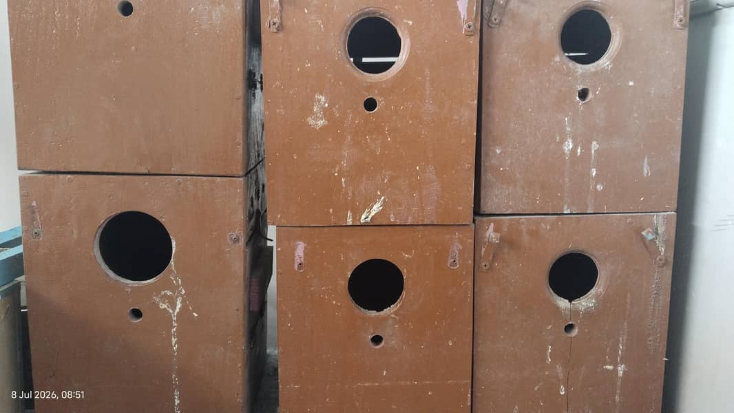 Cage 3 portion fixed angle + boxes 4