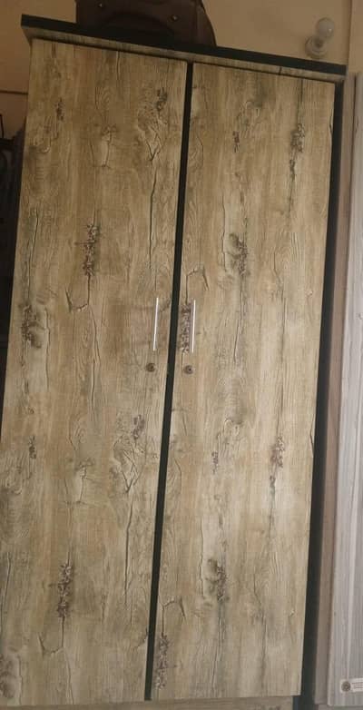 2 door wardrobe