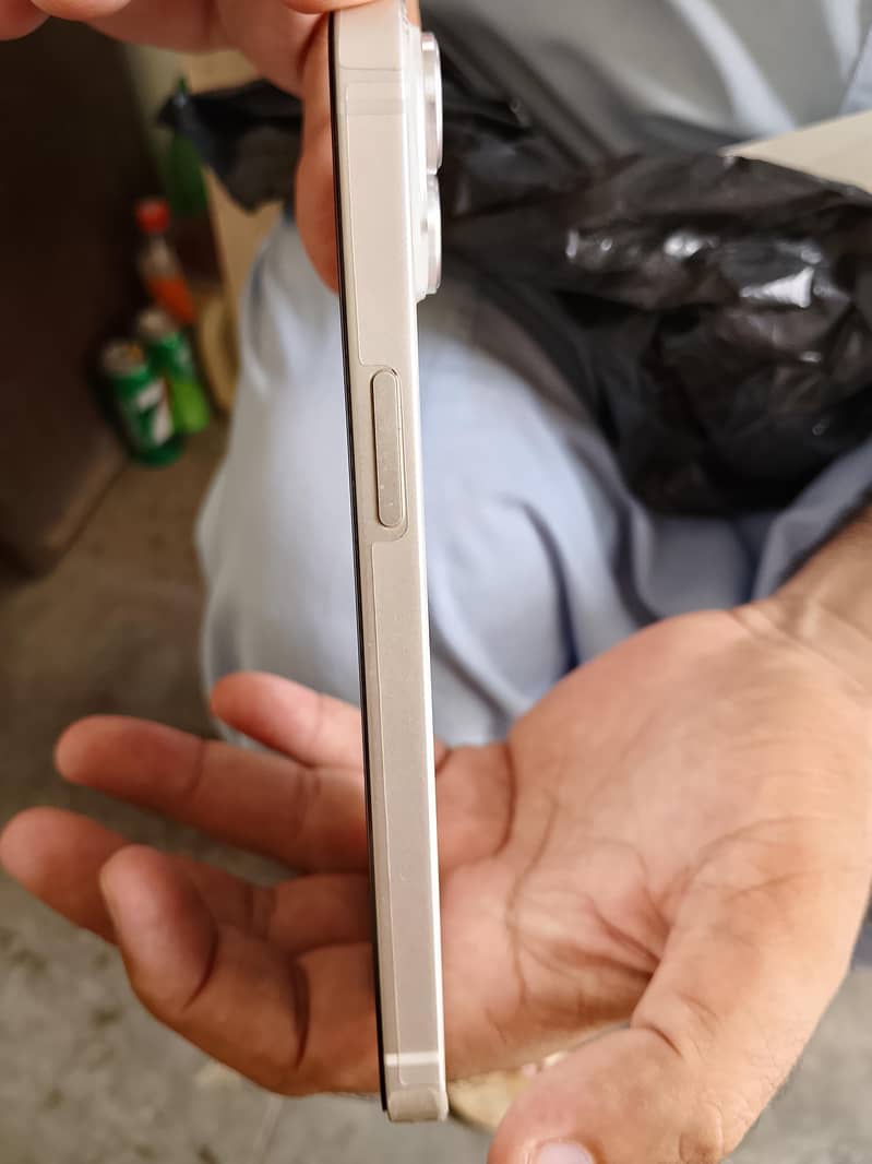 Apple iPhone 14 5
