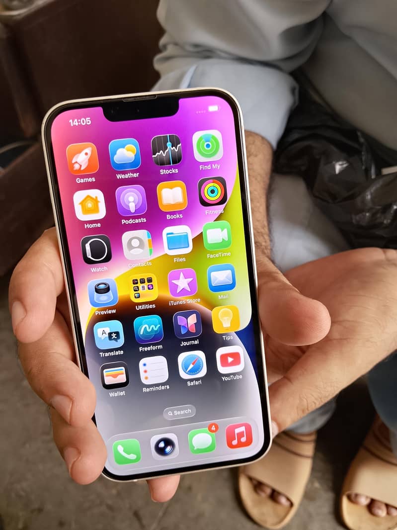 Apple iPhone 14 6