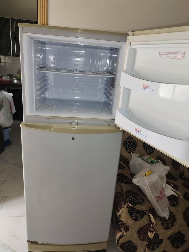 Refrigerator 1