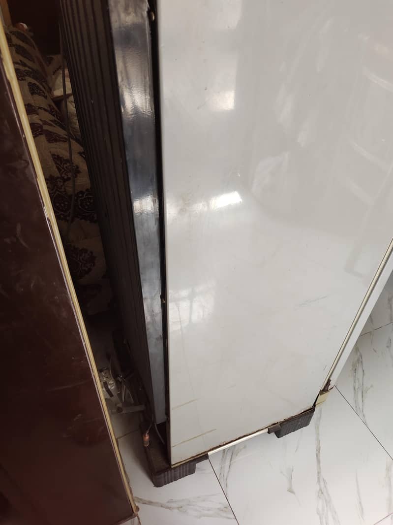 Refrigerator 2