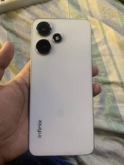 Infinix Hot 30 Play