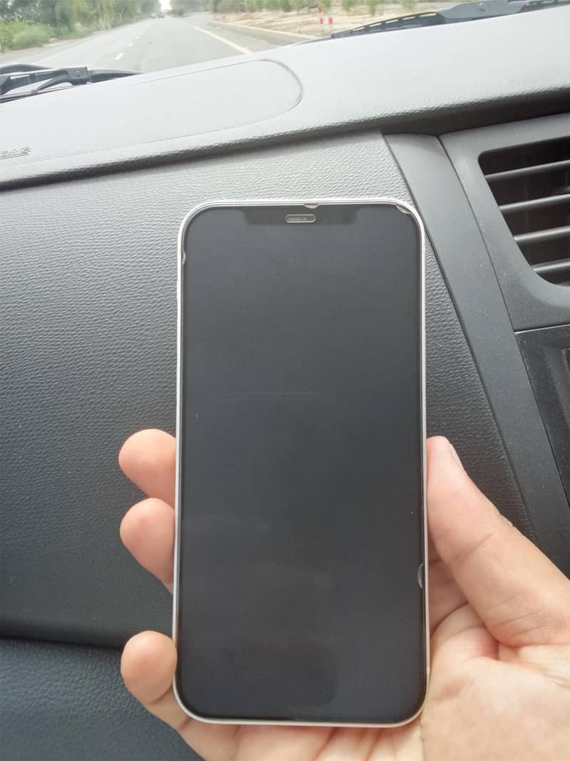 Apple iPhone 12 5