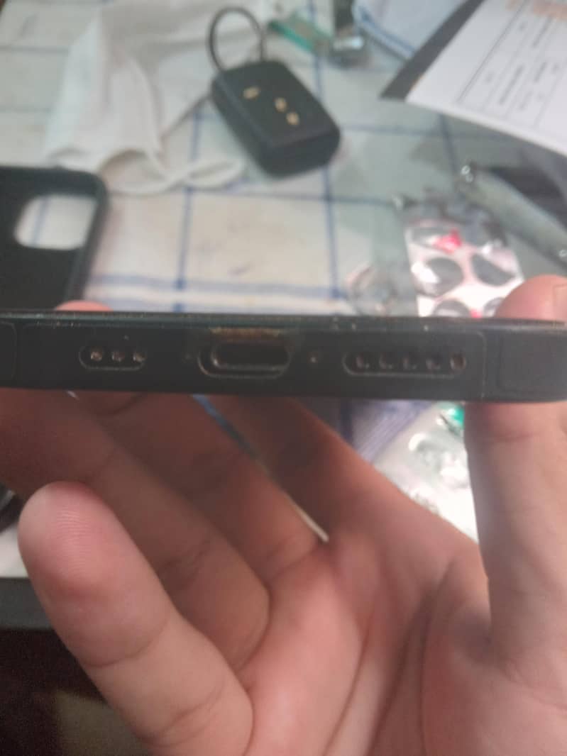 Apple iPhone 14 0