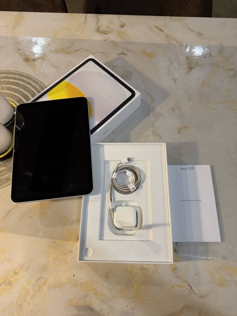 Ipad 16 A - 11th Generation 5