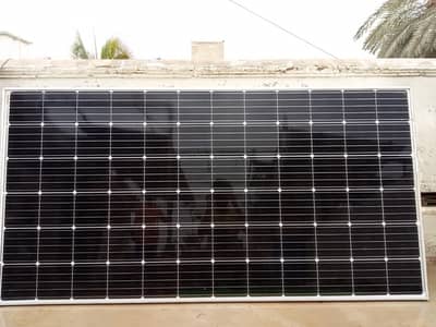 Fronus 345W Solar Panels (Six Panels)