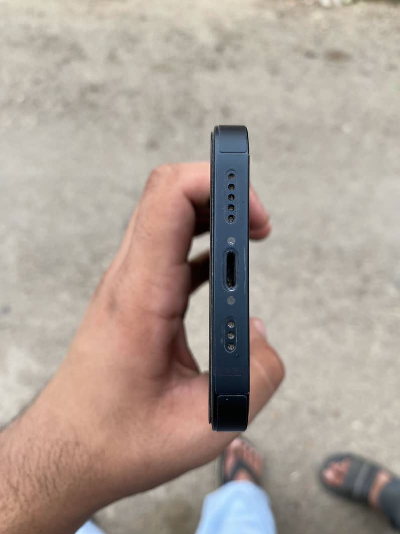 Apple iPhone 14 0