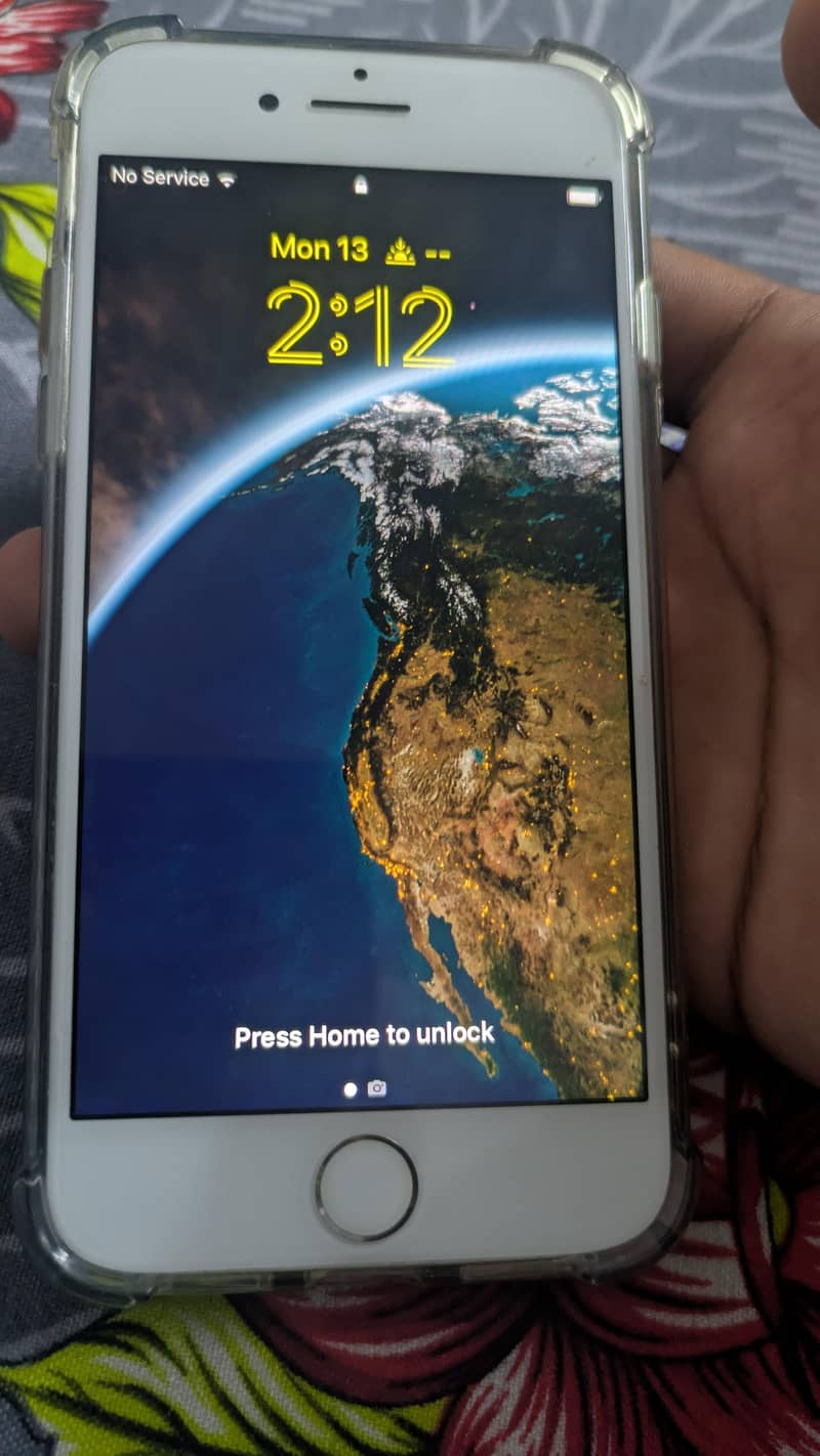 Apple iPhone 8 3