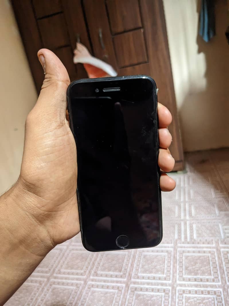 Apple iPhone SE 4