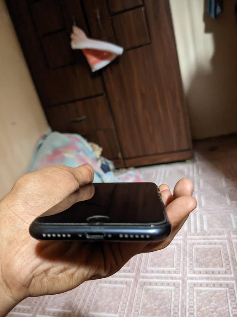 Apple iPhone SE 5
