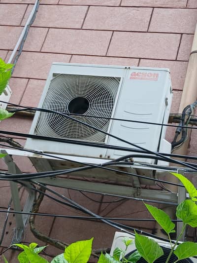 two ac one acson 1.5 ton and  genral 2 ton
