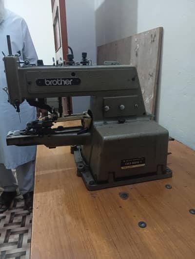 button machine