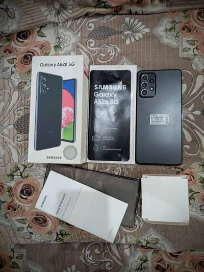 Samsung Mobile A52s like box pack