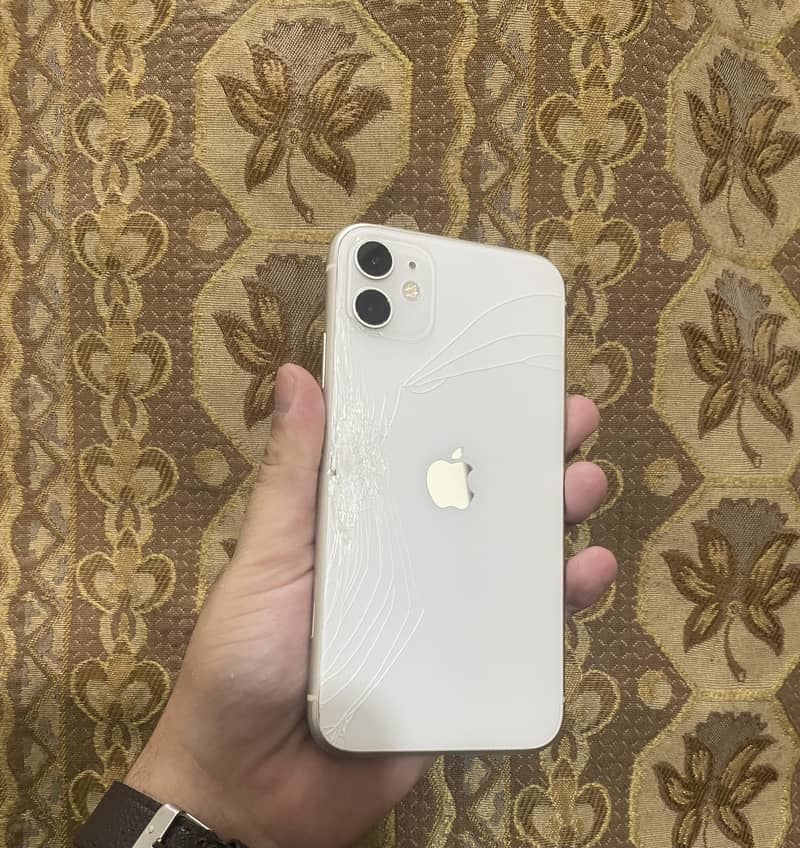 Apple iPhone 11 0