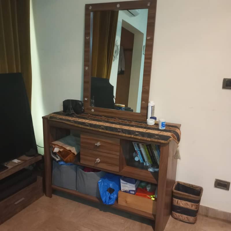 bed dressing table 5