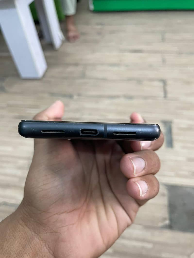 Google Pixel 7 3