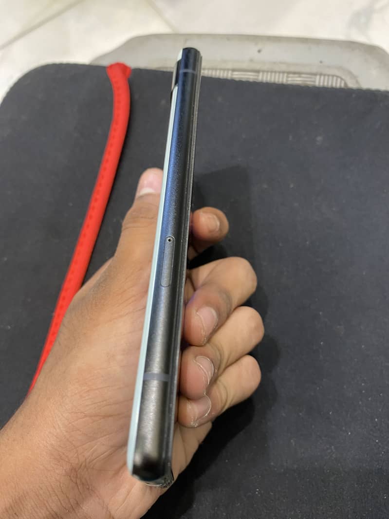 Google Pixel 6a 4